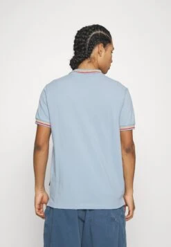 Ellesse Rooks - Poloshirt - Light Blue -Heren Kleding Winkel 03de90e78afc446ea0ebbd14c20089d5
