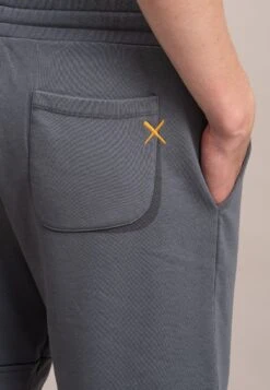 Wuma - Shorts - Storm 7 Wuma - Shorts - Storm -Heren Kleding Winkel 09c2bf05a3174b5c9a9695ecdd08a945