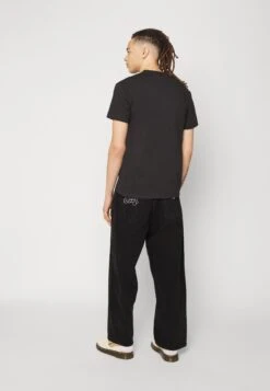 Obey Clothing Bigwig Kingpin Baggy - Relaxed Fit Jeans - Faded Black -Heren Kleding Winkel 0b426660c7784319ae277be32b0a05b6