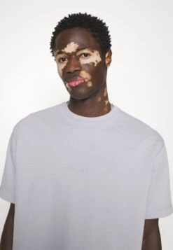 PAUL SMITH Logo - T-Shirt Basic - Lila -Heren Kleding Winkel 6c9612583c504769bed6e1e32081e80c