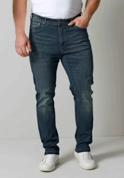 Straight Leg Jeans - Dark Blue