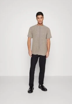 Overhemd - Stone -Heren Kleding Winkel 91d79f1ae2804832bb675f236576831a