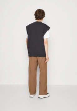 Cleptomanicx Faces Vest - T-Shirt Print - Blue Graphite -Heren Kleding Winkel 9b6dea6cbfbf4d27883e51463e95a61c