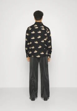 FIORUCCI Long Sleeve Shirt - Overhemd - Black -Heren Kleding Winkel ac19774f6a8c4d3782a2cb2e52347498