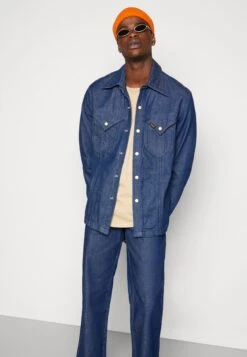 Wrangler Leon Loose Flare - Flared Jeans - Rinse -Heren Kleding Winkel c6bccba833724580aaeed19f6097d09d